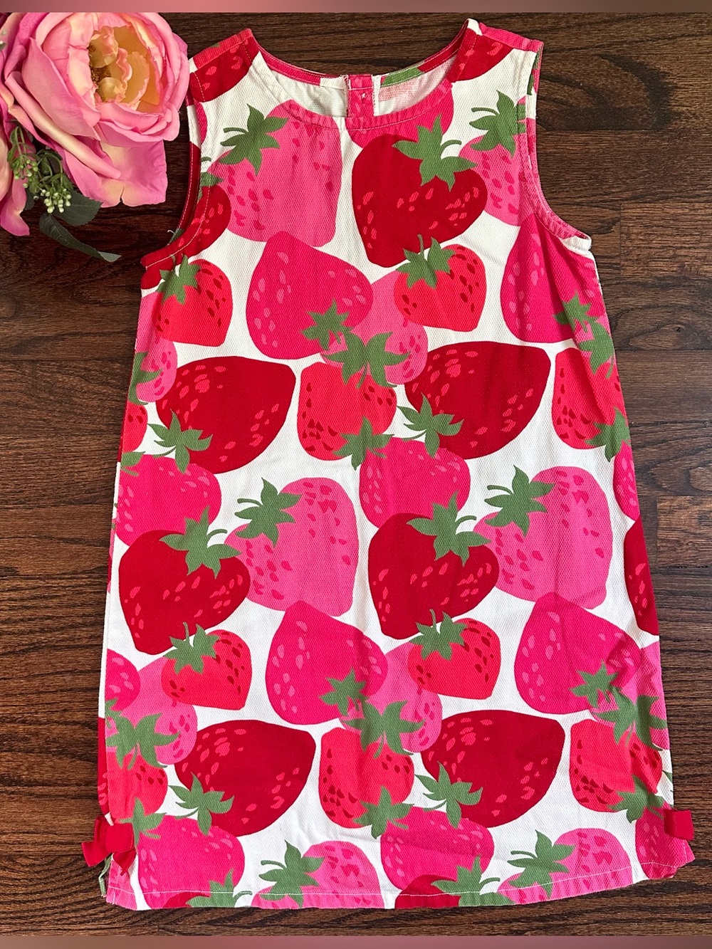 Crazy 8 strawberry pique sheath dress, size 8